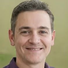 Cameron Dover: Experienced Writer & Online Gambling Expert