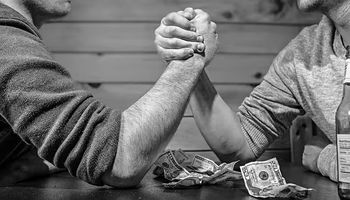 Healthy Habits While Gambling at Real Money Casinos