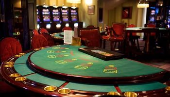 ブラックジャックテーブル