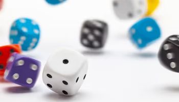 サイコロを使ったダイスゲームを紹介