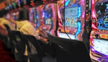 パチスロ　やり方