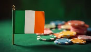 Irish Senator to Ban Bonuses