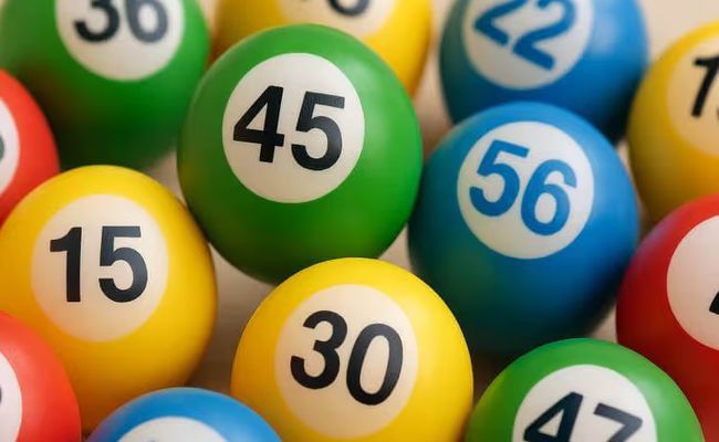 Close-up photo of colorful bingo balls with unique numbers, representing the Fruity King and Playtech bingo launch.